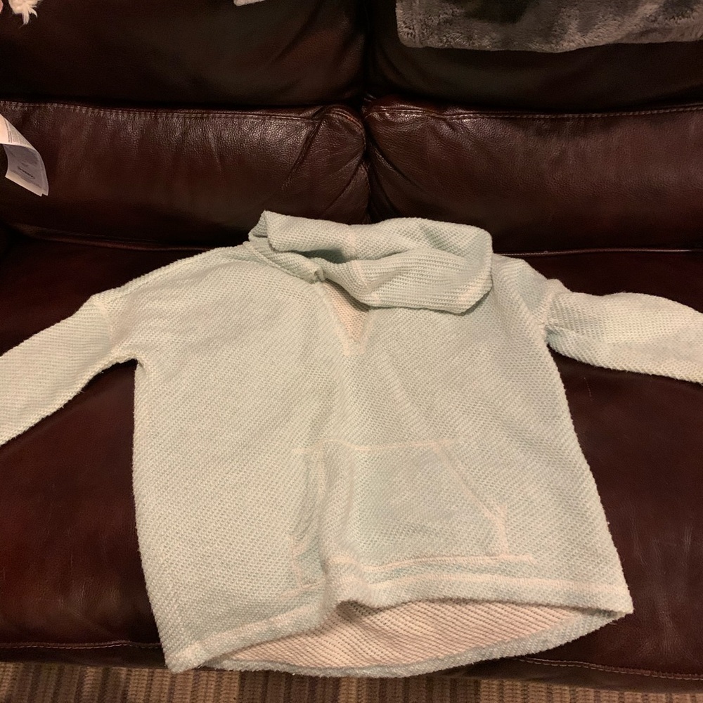 American Eagle sweatshirt
